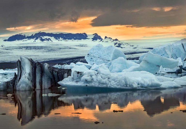 Időjárás Izlandon: éjszaka a Jökulsárlónnál