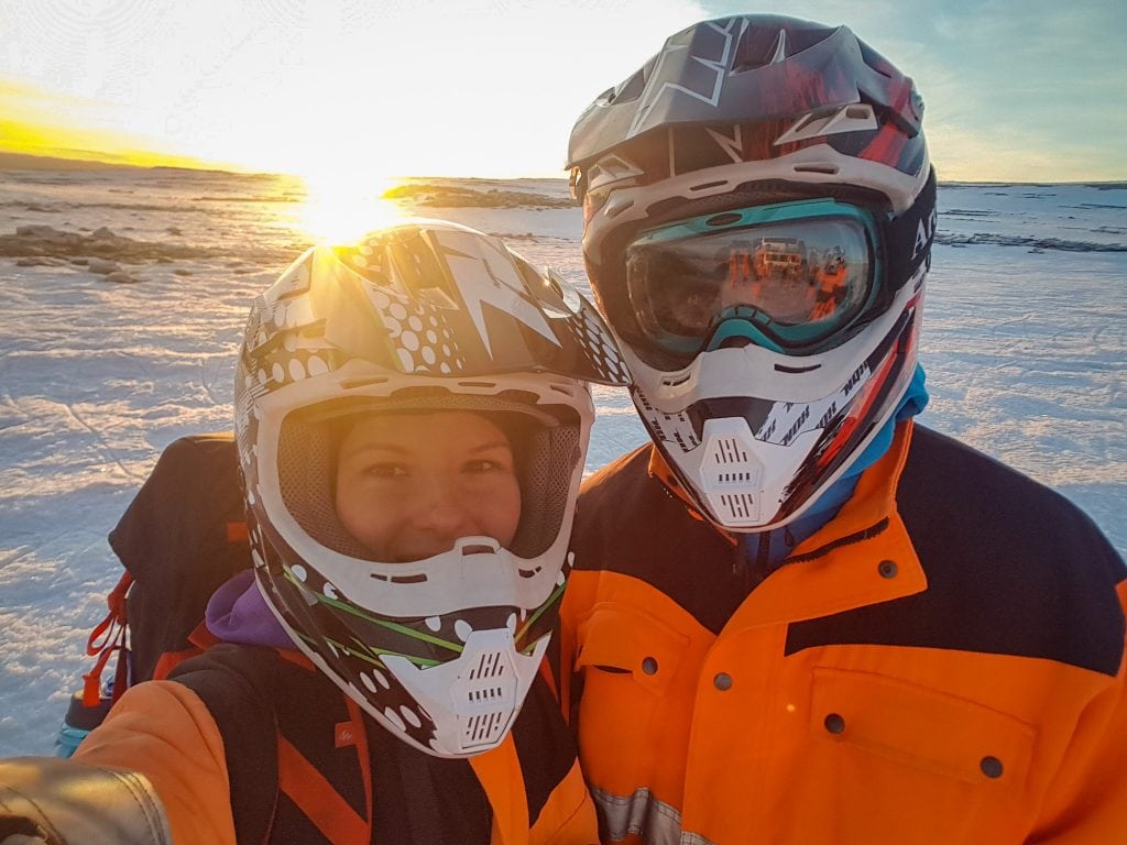 Ketten a Langjökull gleccseren