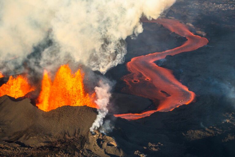 Elkezdődött: néhány órán belül kitörhet a reykjanesi vulkán
