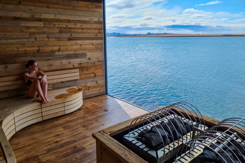 izland sky lagoon cover