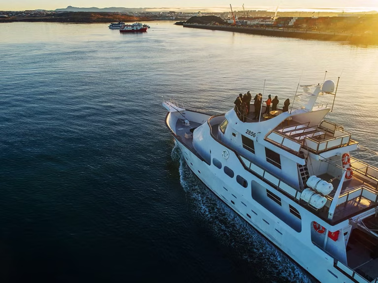 reykjavik-balnales-jacht-01