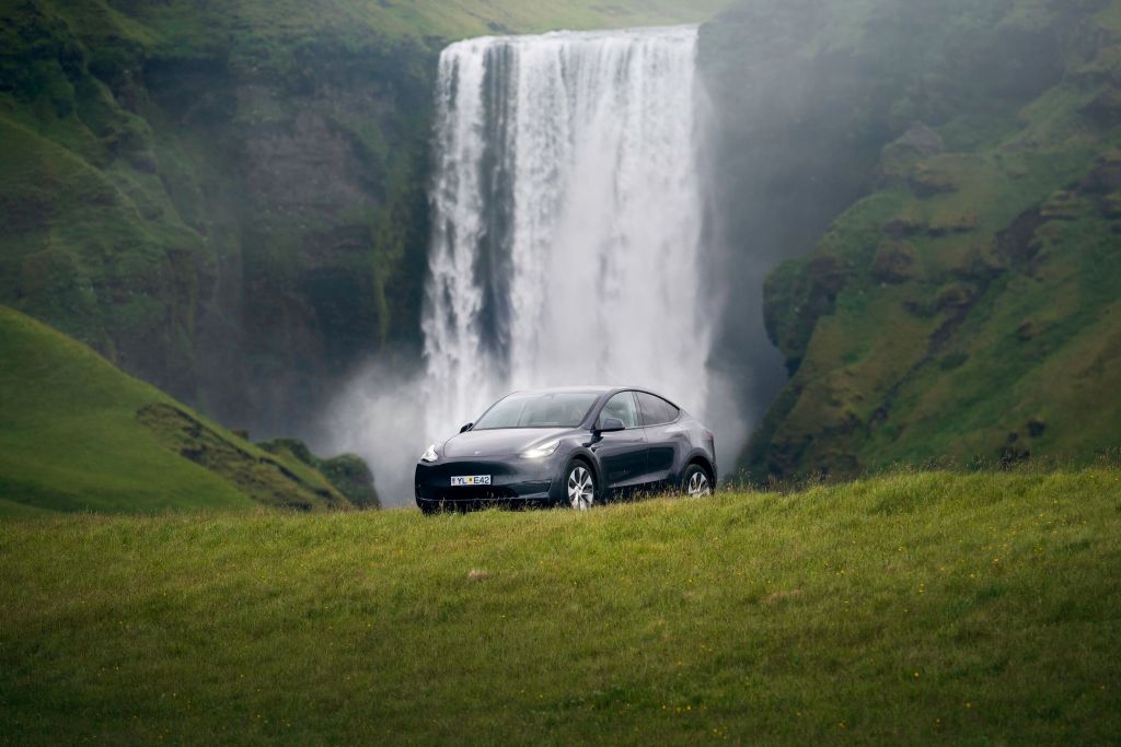 izland autoberles ev