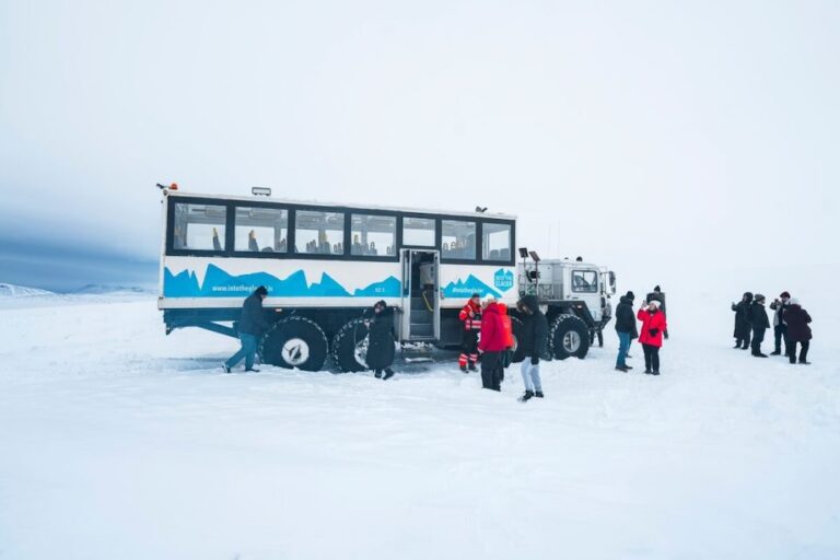 Langjökull Into the glacier Izland jégbarlang túra-6